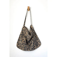 Load image into Gallery viewer, LE BON SHOPPE HAPPY CARRY BAG || LEOPARD