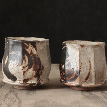 Load image into Gallery viewer, WILD CLAY TEACUP