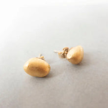 Load image into Gallery viewer, PEBBLE STUDS || GOLD