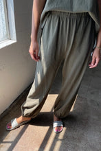 Load image into Gallery viewer, LE BON SHOPPE BALLOON PANTS || OLIVE