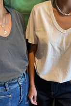 Load image into Gallery viewer, LE BON SHOPPE ORGANIC COTTON LA VIE TEE || VINTAGE BLACK