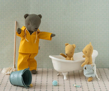 Load image into Gallery viewer, MAILEG Teddy Dad - Ash green