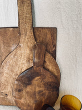 Load image into Gallery viewer, ROUND CUTTING BOARD || SMALL/LARGE