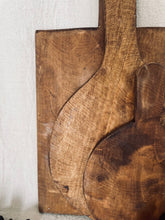 Load image into Gallery viewer, SQUARE CUTTING BOARD