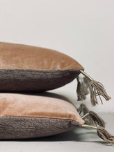 Load image into Gallery viewer, 20" x 12" COTTEN VELVET LUMBAR PILLOW