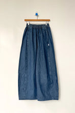 Load image into Gallery viewer, LE BON SHOPPE PARACHUTE PANTS || BLUE DENIM