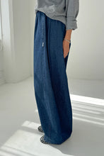 Load image into Gallery viewer, LE BON SHOPPE PARACHUTE PANTS || BLUE DENIM