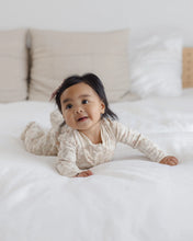 Load image into Gallery viewer, QUINCY MAE ZIP LONG SLEEVE SLEEPER FOOTIE FLORAL VINE