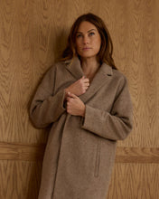 Load image into Gallery viewer, RYLEE + CRU PRESLEY LONGLINE COAT | CAMEL