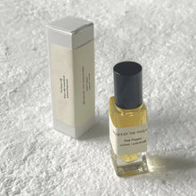 Load image into Gallery viewer, Pink Pepper, Vetiver + Patchouli Perfume Oil