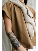 Load image into Gallery viewer, LE BON SHOPPE JEANNE TEE || TOBACCO