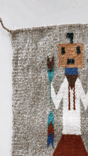 Load image into Gallery viewer, HANDWOVEN CHICHIMECA INDIAN RUG