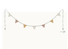 Load image into Gallery viewer, MAILEG MINIATURE GARLAND