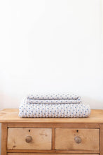 Load image into Gallery viewer, NEW GRAIN FLORENCE QUILT || BABY
