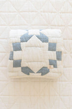 Load image into Gallery viewer, NEW GRAIN COTTAGE QUILT TWIN || BLUEBELLE
