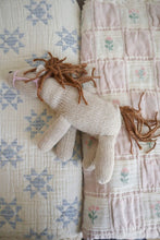 Load image into Gallery viewer, NEW GRAIN KNIT PONY || TILLY

