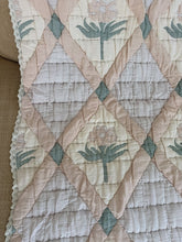 Load image into Gallery viewer, NEW GRAIN GRANNY QUILT

