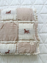Load image into Gallery viewer, NEW GRAIN SUNDAY QUILT || PONY
