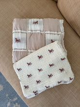 Load image into Gallery viewer, NEW GRAIN LAYERED GAUZE BLANKET || PONY
