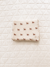 Load image into Gallery viewer, NEW GRAIN LAYERED GAUZE BLANKET || PONY
