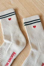 Load image into Gallery viewer, LE BON SHOPPE EMBROIDERED BOYFRIEND SOCKS || PARCHMENT + HEART
