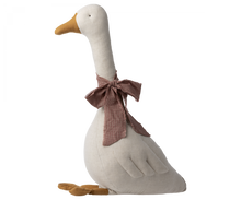 Load image into Gallery viewer, MAILEG GOOSE || LARGE
