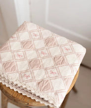 Load image into Gallery viewer, NEW GRAIN PATCHWORK BLANKET || BOW
