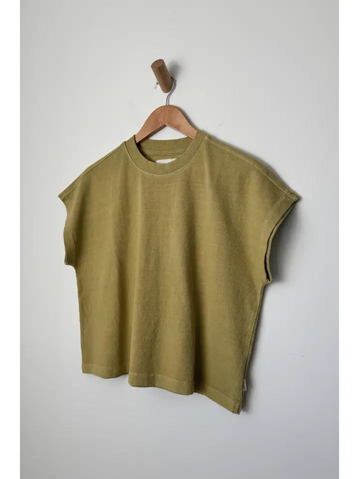 LE BON SHOPPE JEANNE TEE || OCHRE
