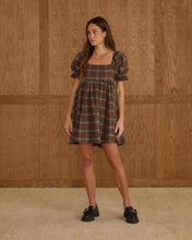 Load image into Gallery viewer, RYLEE + CRU NAOMI DRESS || HOLIDAY PLAID

