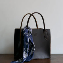 Load image into Gallery viewer, LEATHER DOCK BAG, PETITE BROWN LATIGO
