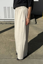 Load image into Gallery viewer, LE BON SHOPPE BARE PANTS || NATURAL
