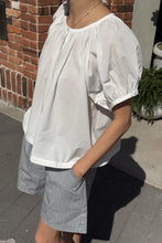 Load image into Gallery viewer, LE BON SHOPPE EMILY SHORT SLEEVE TOP || WHITE
