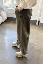 Load image into Gallery viewer, LE BON SHOPPE ARC PANTS || OLIVE CANVAS
