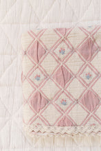 Load image into Gallery viewer, NEW GRAIN PATCHWORK BLANKET || BOUQUET
