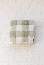 Load image into Gallery viewer, NEW GRAIN HERITAGE PLAID QUILT || BASIL
