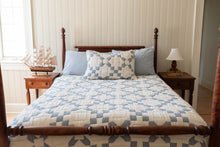 Load image into Gallery viewer, NEW GRAIN COTTAGE QUILT TWIN || BLUEBELLE
