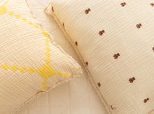 Load image into Gallery viewer, NEW GRAIN LAYERED GAUZE PILLOWCASE || TEDDY
