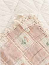 Load image into Gallery viewer, NEW GRAIN PATCHWORK LOVIE || FLEUR
