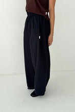 Load image into Gallery viewer, LE BON SHOPPE PARACHUTE PANTS ||  BLACK
