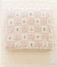 Load image into Gallery viewer, NEW GRAIN PATCHWORK BLANKET || TWIN FLEUR
