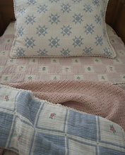 Load image into Gallery viewer, NEW GRAIN PATCHWORK BLANKET || TWIN FLEUR
