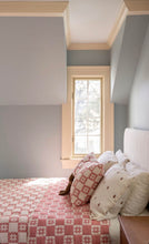 Load image into Gallery viewer, NEW GRAIN HOMESTEAD QUILT TWIN SIZE || RUBY
