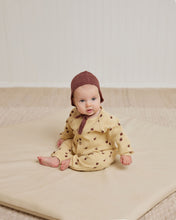 Load image into Gallery viewer, SALE - QUINCY MAE WAFFLE LONG SLEEVE JUMPSUIT || APPLES
