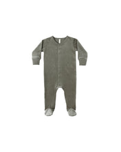 Load image into Gallery viewer, SALE - QUINCY MAE Hidden Snap Footie || Forest
