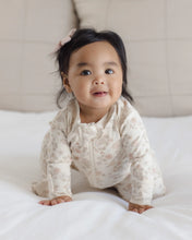 Load image into Gallery viewer, QUINCY MAE ZIP LONG SLEEVE SLEEPER FOOTIE FLORAL VINE
