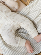 Load image into Gallery viewer, QUINCY MAE ZIP LONGSLEEVE SLEEPER || BUNNY
