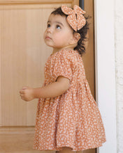Load image into Gallery viewer, QUINCY MAE BELLA DRESS POPPY FLORAL
