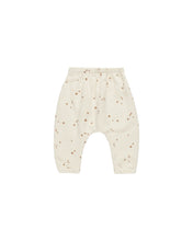 Load image into Gallery viewer, QUINCY MAE WOVEN PANT || STARS
