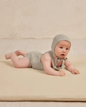 Load image into Gallery viewer, QUINCY MAE TATUM ROMPER || HEATHERED SKY
