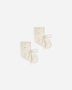 QUINCY MAE KNIT BOOTIES || NATURAL